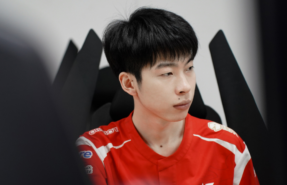 爱游戏体育-包含Uzi连续十五场比赛得分超过夺冠西亚卡姆在TES比赛中精彩发挥之后，新奥尔良鹈鹕围绕国王杯迎来里程碑的词条